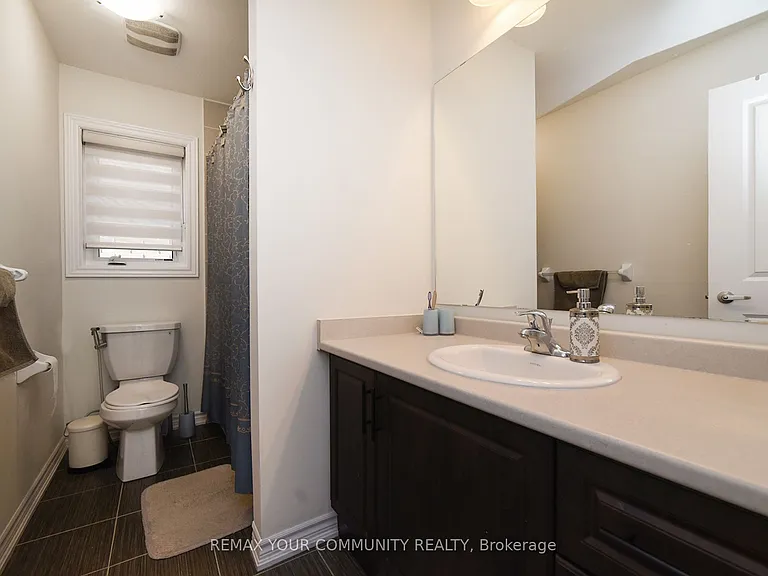 12 Viola St — Photo 16