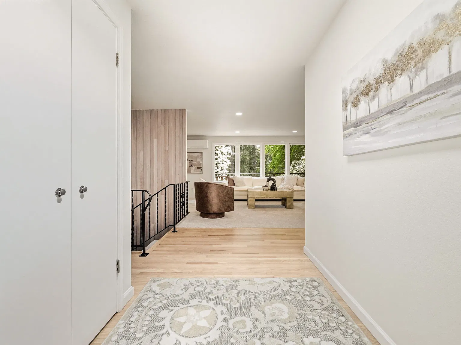 870 10th Ln — Photo 4