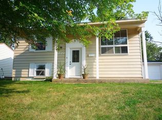 222 Hayes Ave, Romeoville, IL 60446