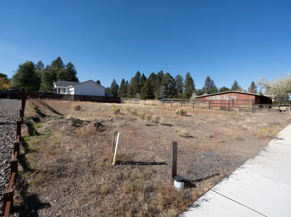 2109 NE 11th Pl, Bend, OR 97701