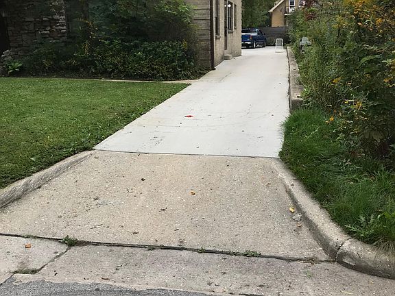 2nd image of 3309 N Dousman St APT 2