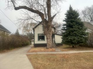 1319 8th Ave S, Fargo, ND 58103