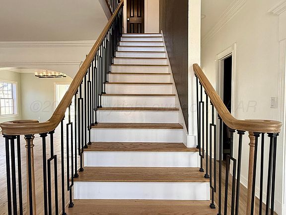 5th image of 507 Crockett St