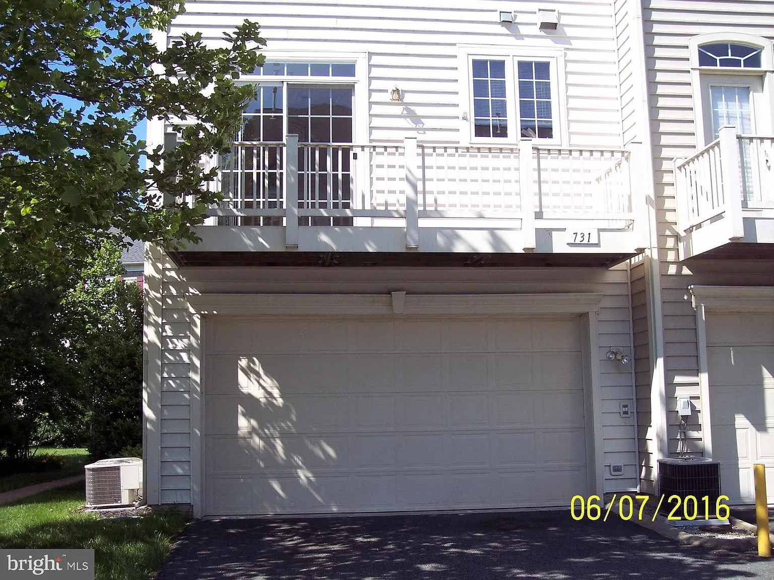 3 bed, 4.0 bath, 1980 sqft, $3,100 — Photo 2