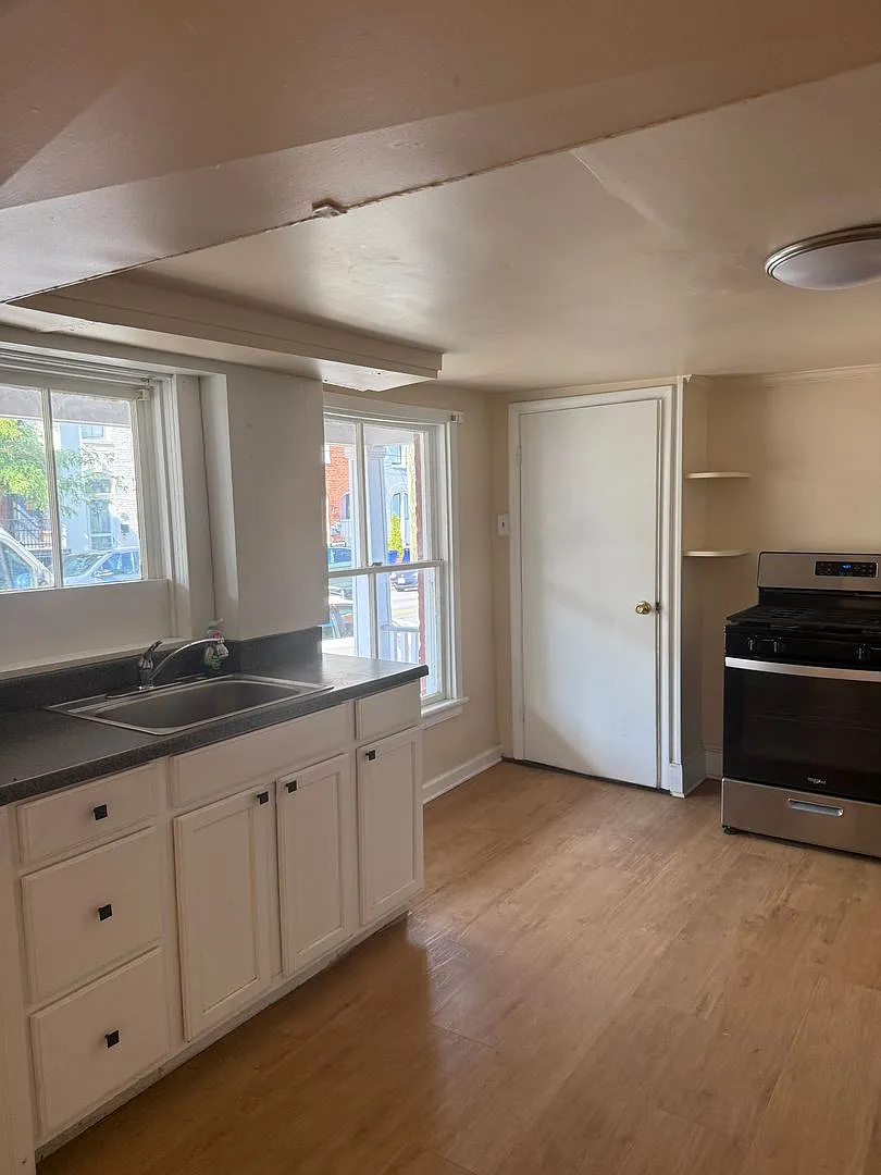 Spacious Rental in Downtown Frederick! — Photo 2