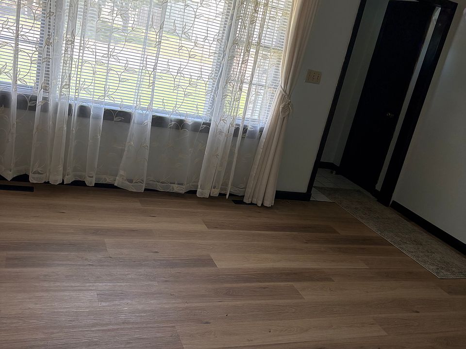 1st image of 223 Turkle Ave
