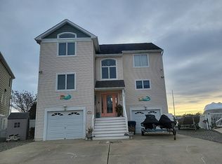 15 S Baltimore Dr, Little Egg Harbor, NJ 08087