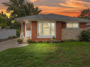 7647 W Rosedale Ave, Chicago, IL 60631