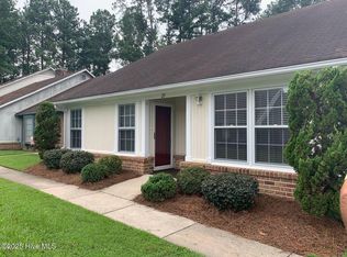 126 Oakmont Dr APT 25, Greenville, NC 27858