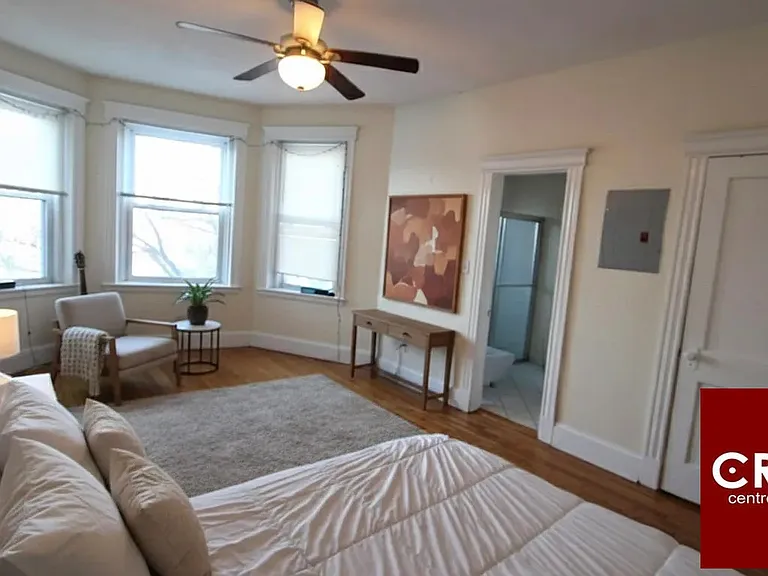 1330 Commonwealth Ave #17 — Photo 3