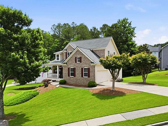2nd image of 17 Lilyfield Ln
