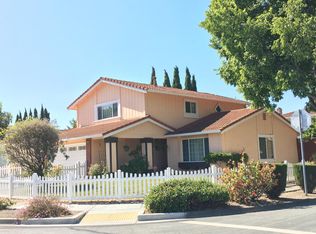32611 Lake Mead Dr, Fremont, CA 94555
