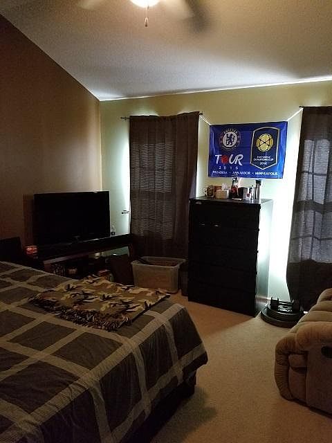 2nd image of 1244 Chateau Ave