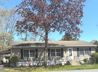 722 Dogwood Dr, Green Lane, PA 18054