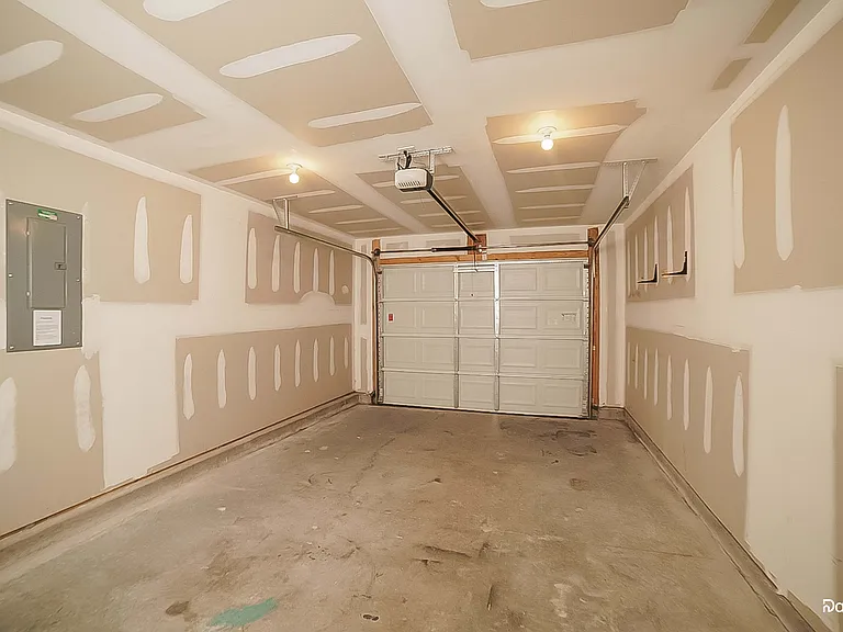 515 Salem Springs Dr — Photo 14