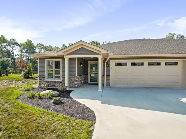 130 Willows End, Bellefontaine, OH 43311