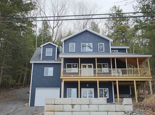 467 Memorial Dr, Winthrop, ME 04364