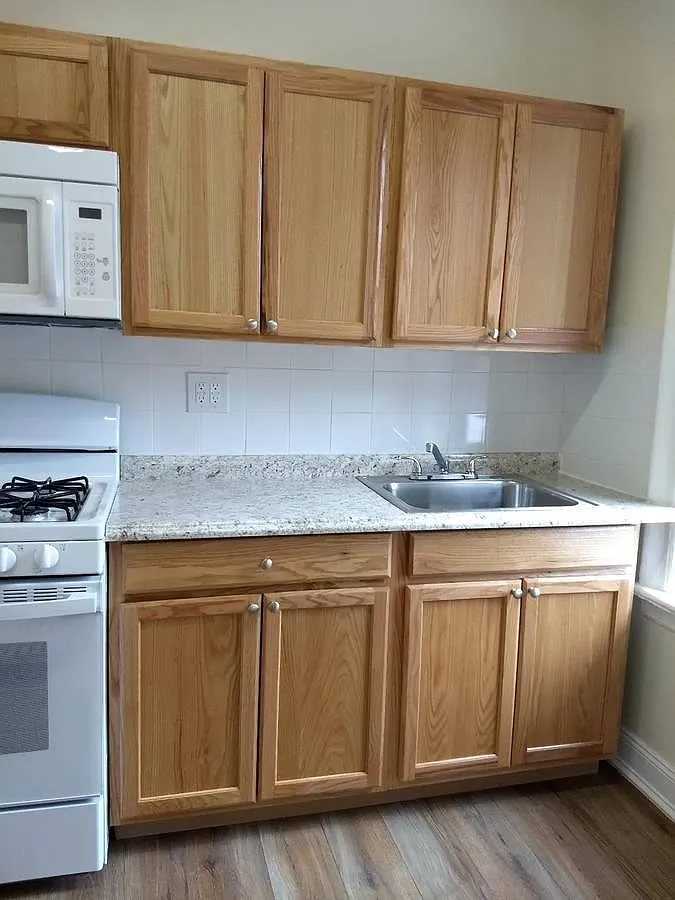 Fairmount Court — Photo 3