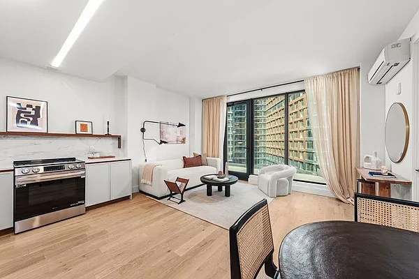 570 Fulton Street #22G