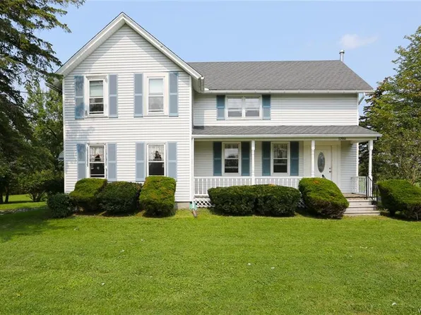 12066 Westwood Rd, Alden, NY 14004