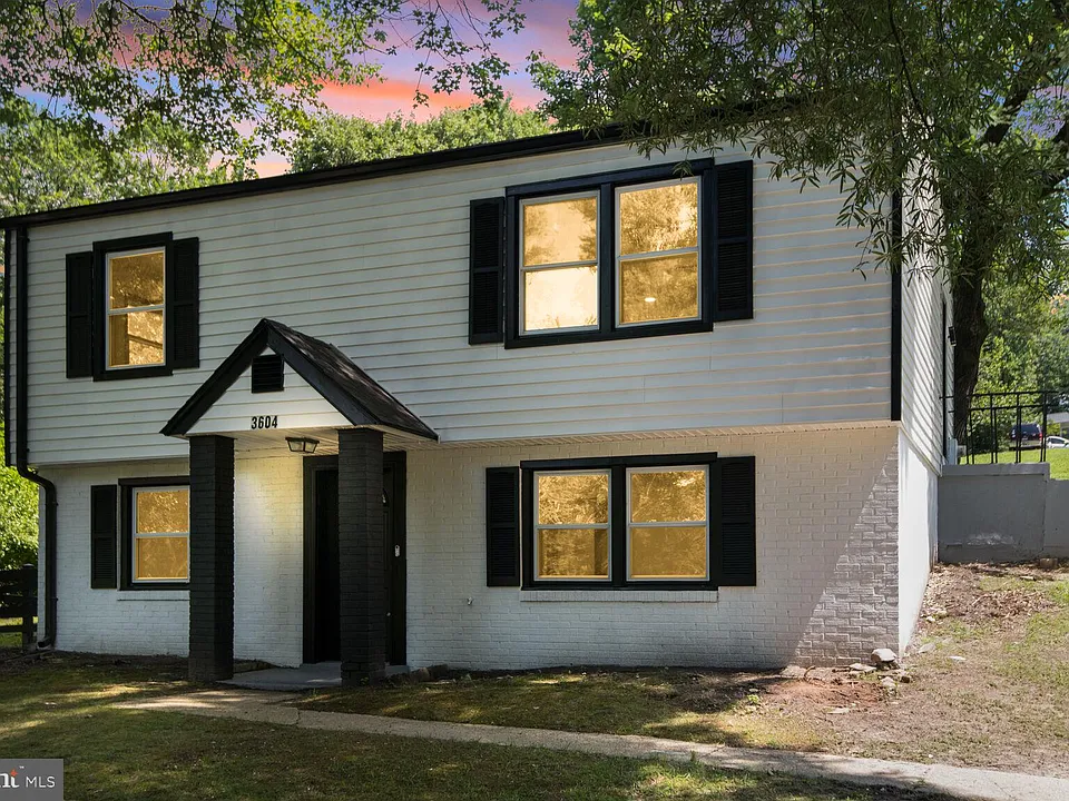 3604 Halloway N