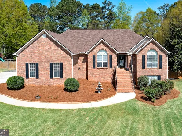 249 Edenwylde Ct, Hampton, GA 30228