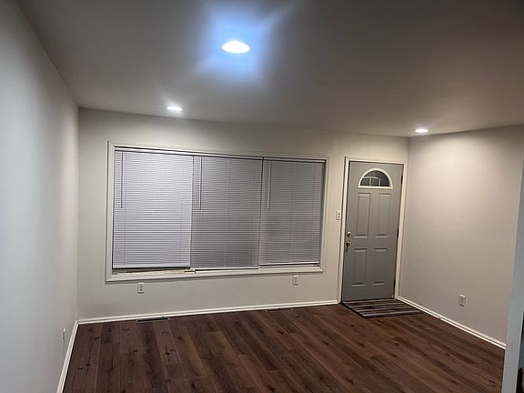 2nd image of 3935 Martin Luther King Dr