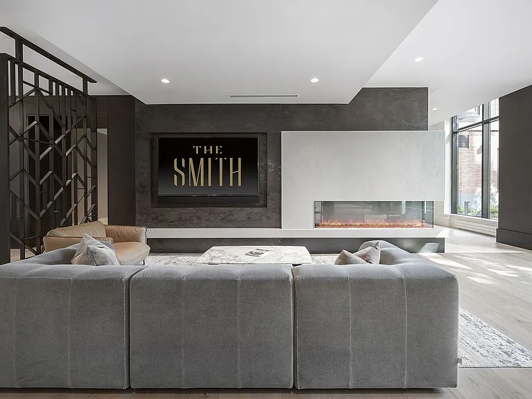 The Smith — Photo 62