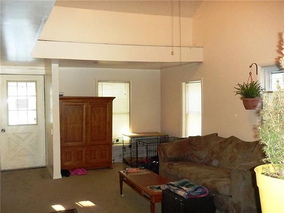 3rd image of 375 Prospect Dr