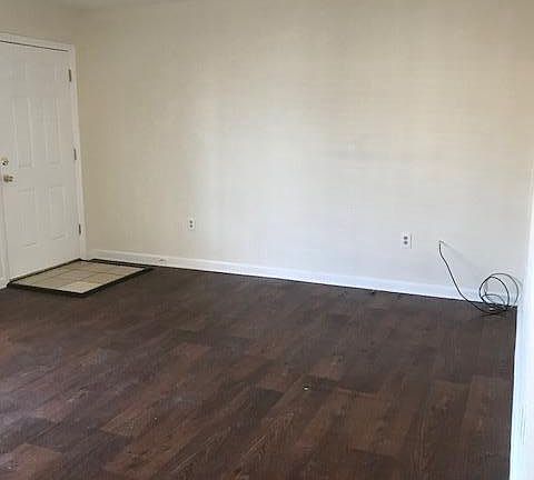 Living Room/ Entrance