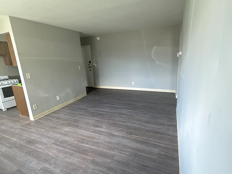 3200 Minnehaha Ave #0 — Photo 7