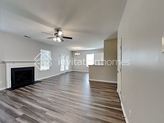 5th image of 107 Meandering Way Ln