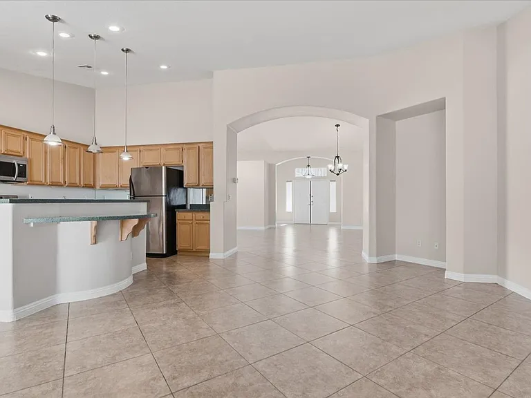 9041 Faversham Ct — Photo 6