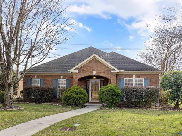 3200 Waterman Dr SE, Owens Cross Roads, AL 35763