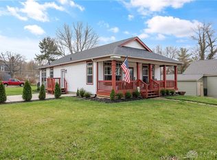 11 E Main St, Spring Valley, OH 45370