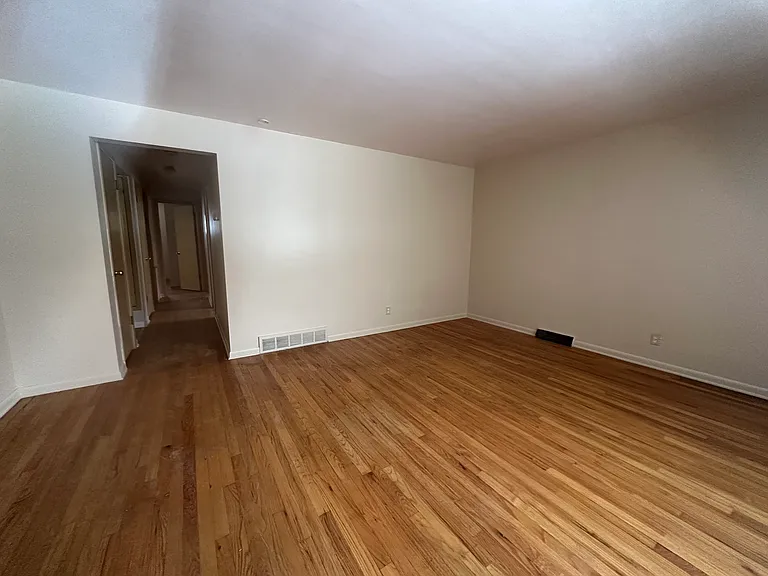 4791 Rockwood Rd — Photo 3