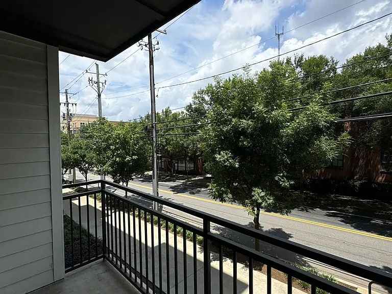 915 Glenwood Apartments on the Beltline — Photo 131