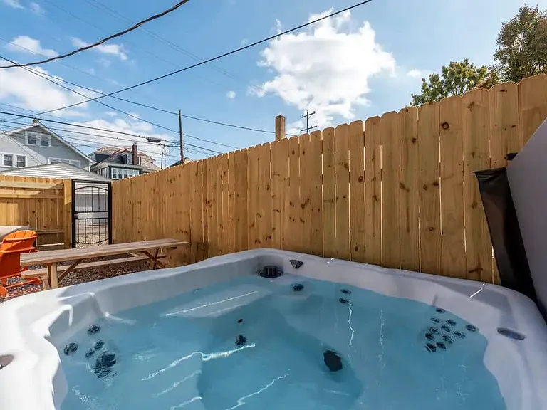 2552 Glenmawr Ave #ID1407032P — Photo 10