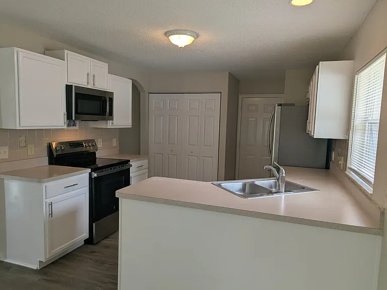22 Pebble Beach Dr — Photo 14