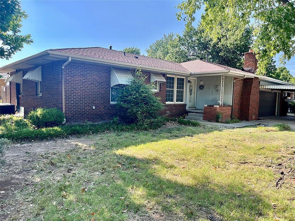 2nd image of 2701 SW 48th St