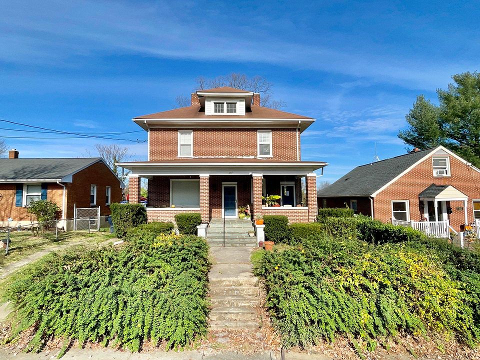 1st image of 1109-1111 Wasena Ave SW