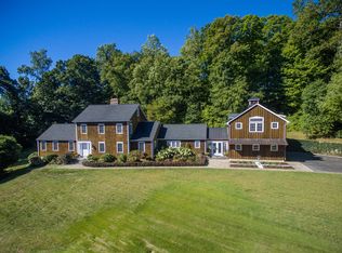 215 Cross Ridge Rd, New Canaan, CT 06840