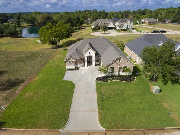 244 Bentwood Dr, Montgomery, TX 77356