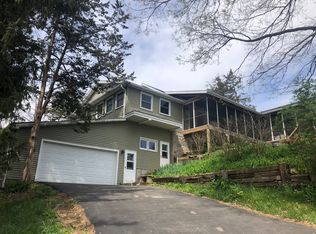 11751 Davis Rd, Savanna, IL 61074