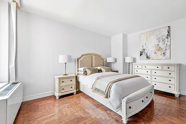 Rented by Compass | media 14