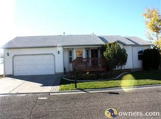 2900 Janis Dr, Burley, ID 83318