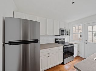 479 Newport Ave #3, Quincy, MA 02170