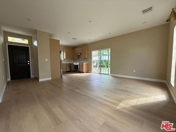 3rd image of 20748 Stagg St