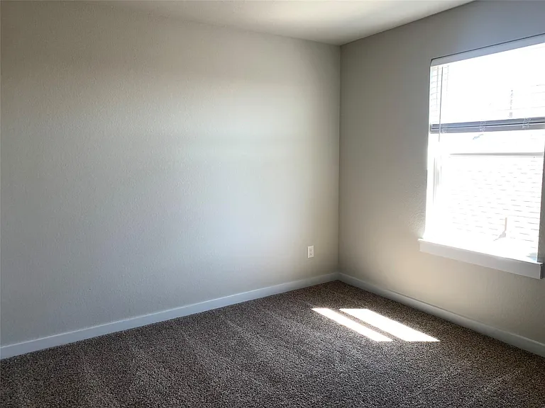 2913 Sage Ranch Dr — Photo 28