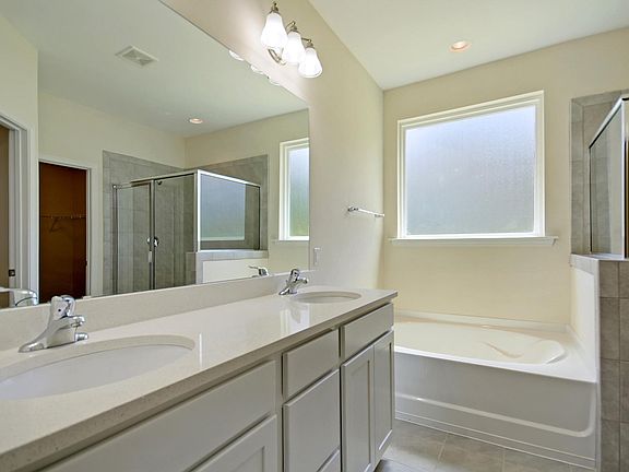 Barnwell Master Bathroom